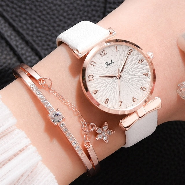 Watch - Luxury Magnetic Quartz Bracelet Watches