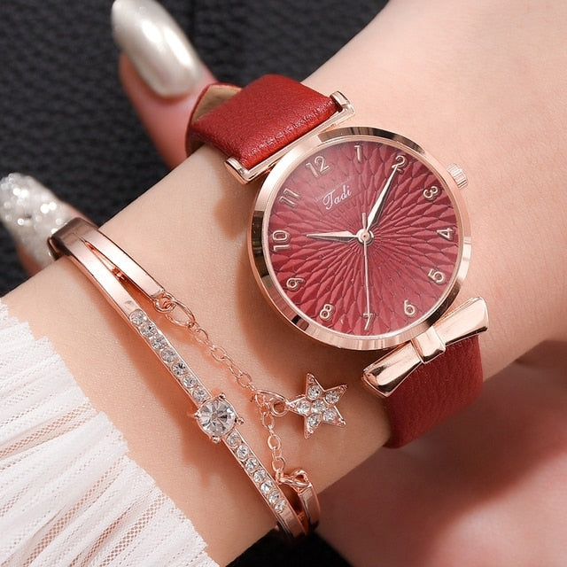 Watch - Luxury Magnetic Quartz Bracelet Watches