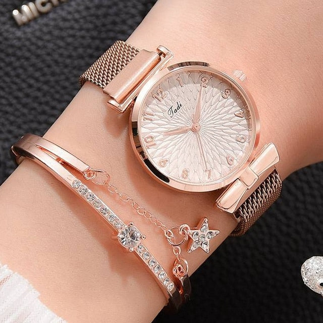 Watch - Luxury Magnetic Quartz Bracelet Watches